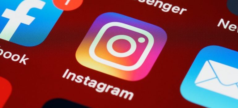 A smartphone screen that displays the Instagram app icon.