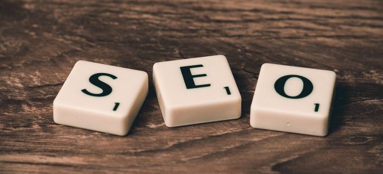 letters spelling SEO