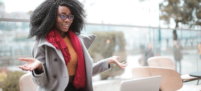 User is happy to spend time on website.