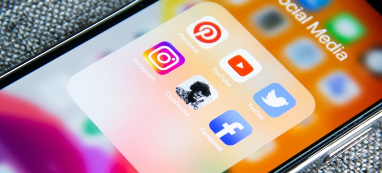 Social media as one of the key elements every law firm homepage should have