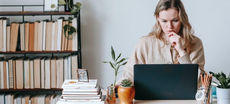 A woman working on her laptop