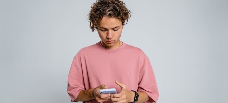 A person engaged in the content of a rehab center that knows why a mobile-friendly admissions process increases conversions