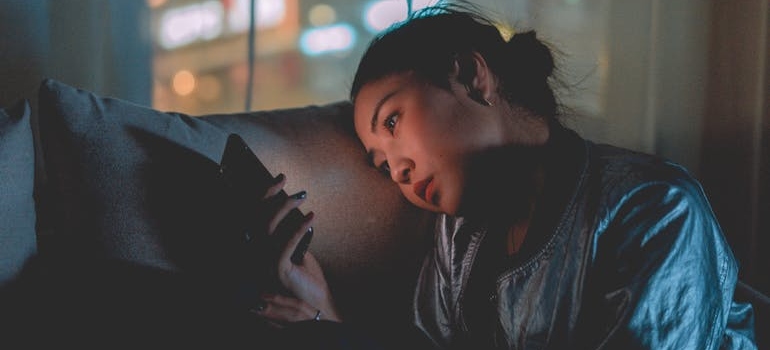 A depressed person searching for platforms for mental health services