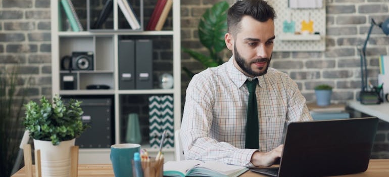 A person writing the best blog topics for mental health clinics